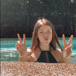 Meet your Posher, Elliott